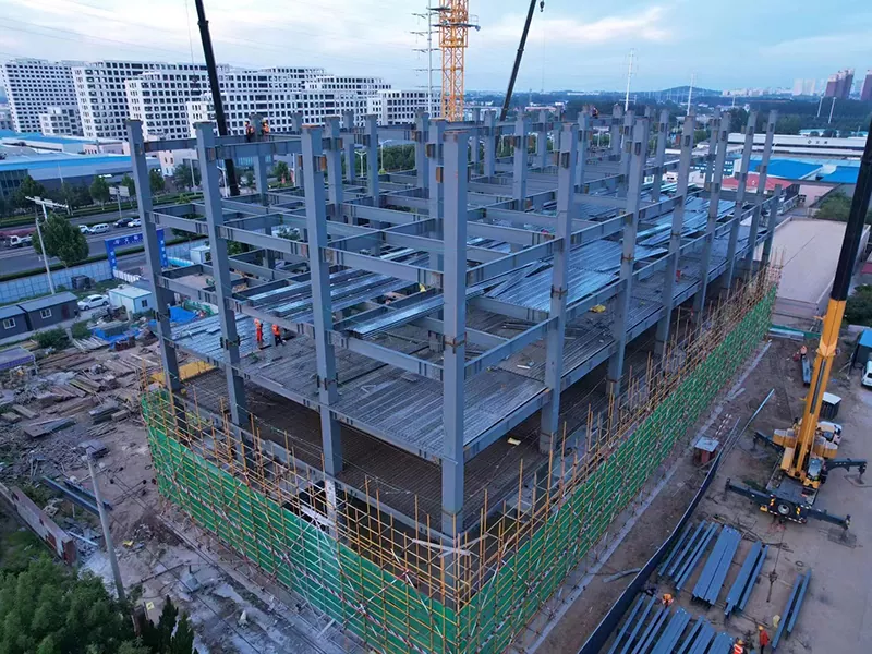 Hoe een ziekenhuisstalen gebouw aan te passen aan uw exacte behoeften?