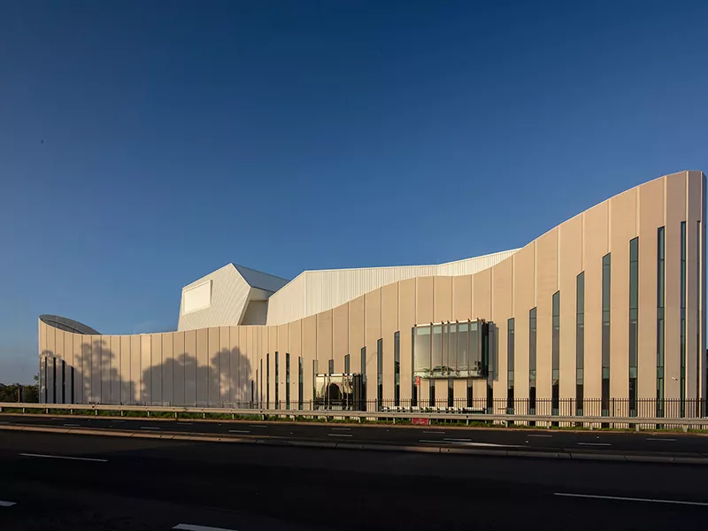 Staalstructuurtheatergebouw